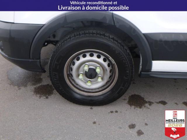 Ford Transit image 3