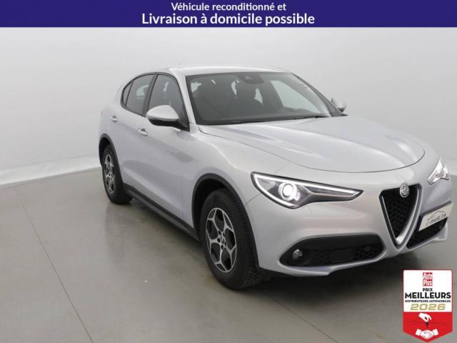 Alfa Romeo Stelvio image 9