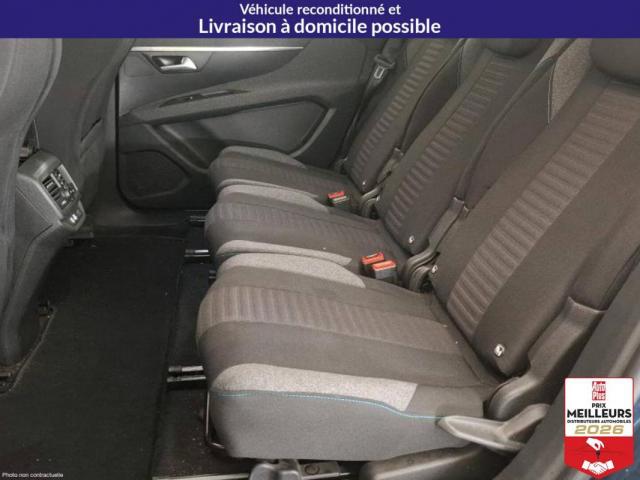 Peugeot 5008 image 3