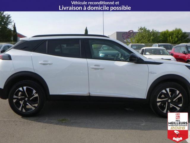 Peugeot 2008 image 8