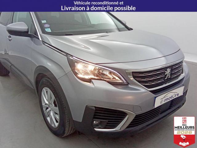 Peugeot 5008 image 1