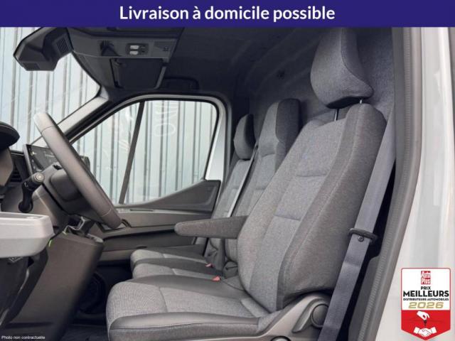 Renault Master image 8