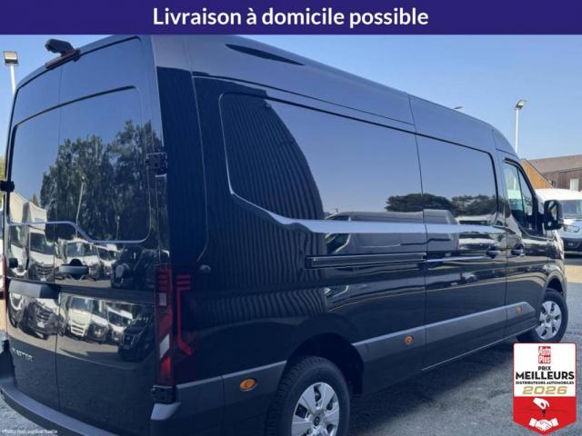 Renault Master image 1