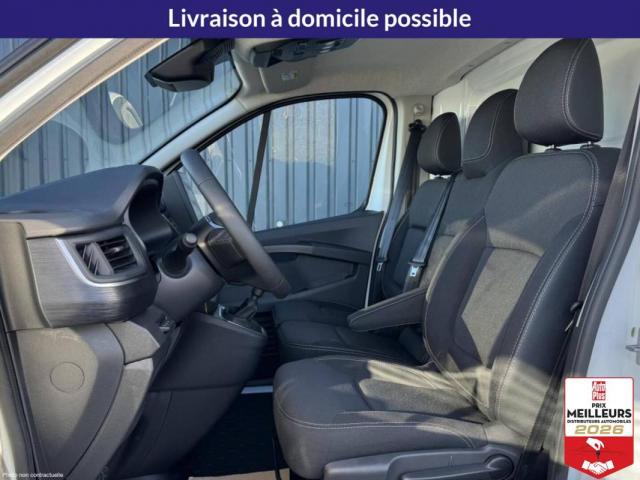 Renault Trafic image 1