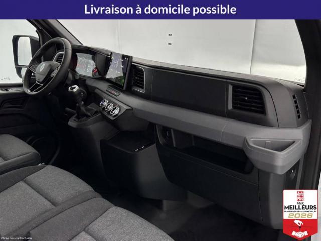Renault Master image 8