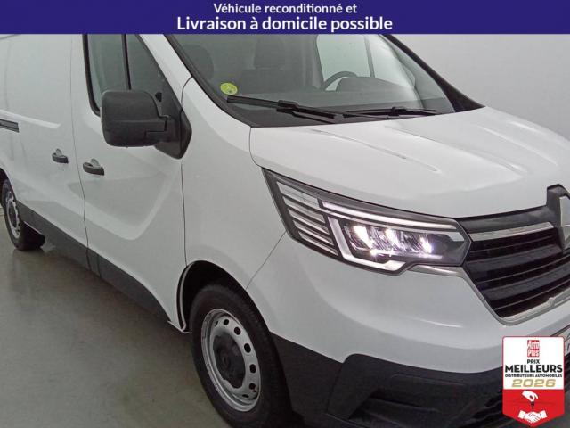 Renault Trafic image 9