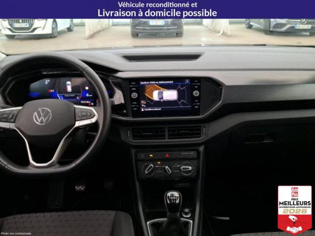 Volkswagen T-Cross image 1