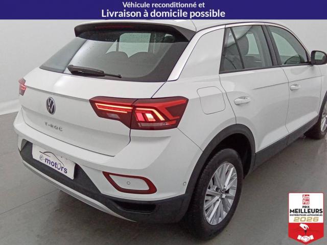 Volkswagen T-Roc image 2