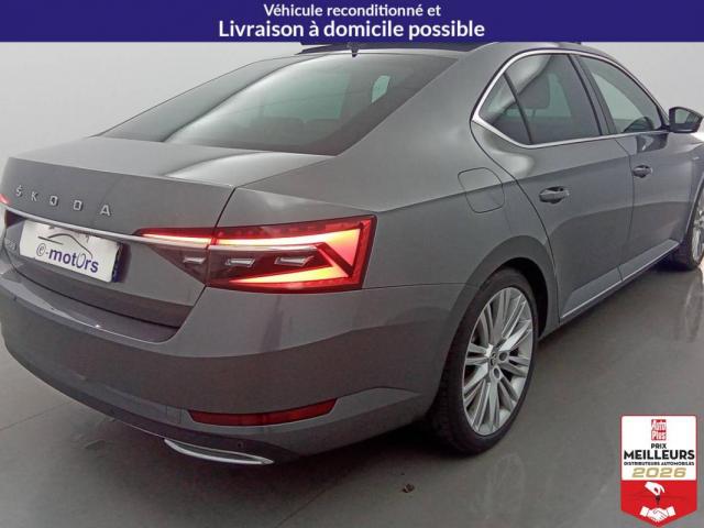 Skoda Superb image 2