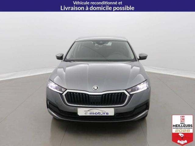 Skoda Octavia image 6