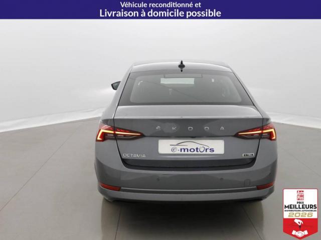Skoda Octavia image 3