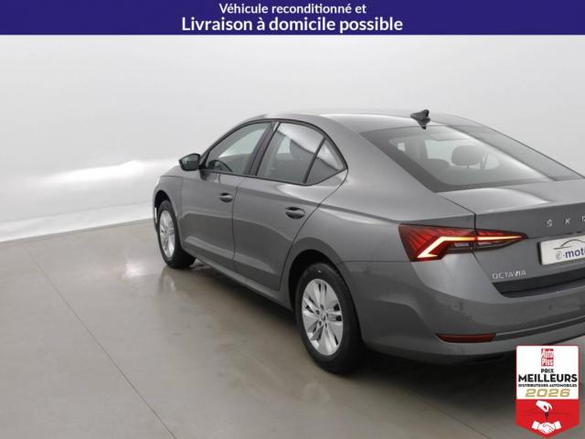 Skoda Octavia image 4