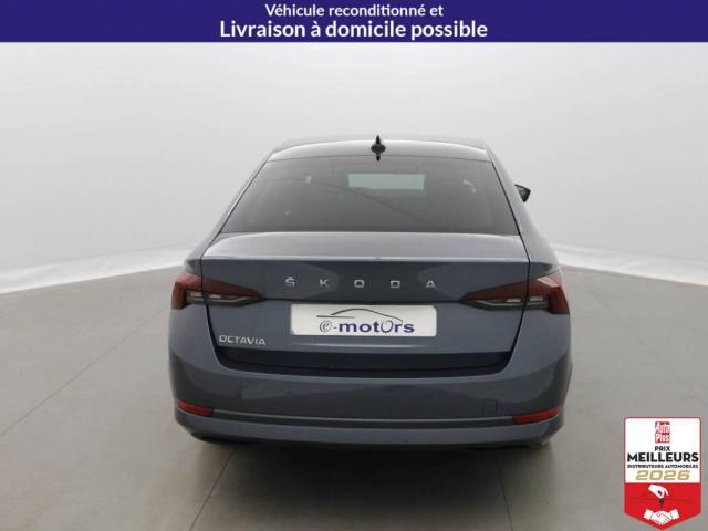 Skoda Octavia image 8