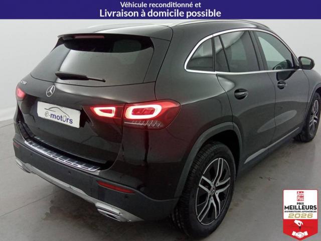 Mercedes Benz Gla image 9