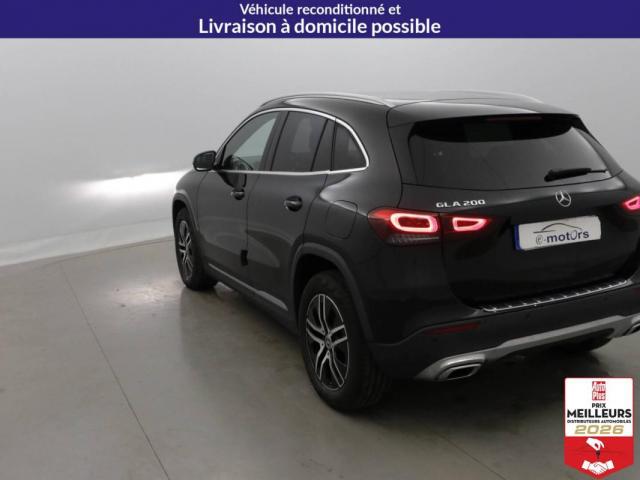 Mercedes Benz Gla image 1