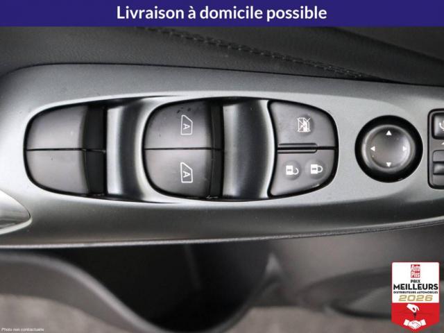 Nissan Juke image 5