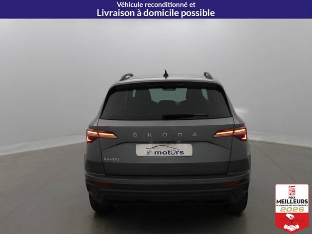 Skoda Karoq image 8