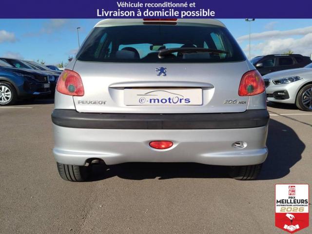 Peugeot 206 image 9