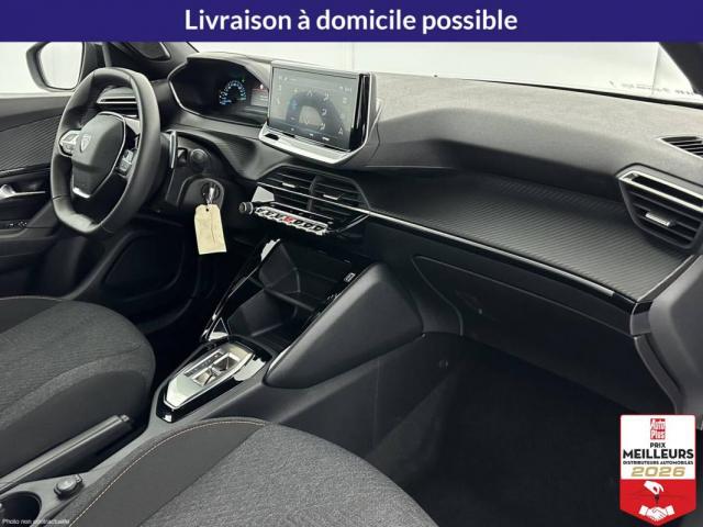 Peugeot 2008 image 1