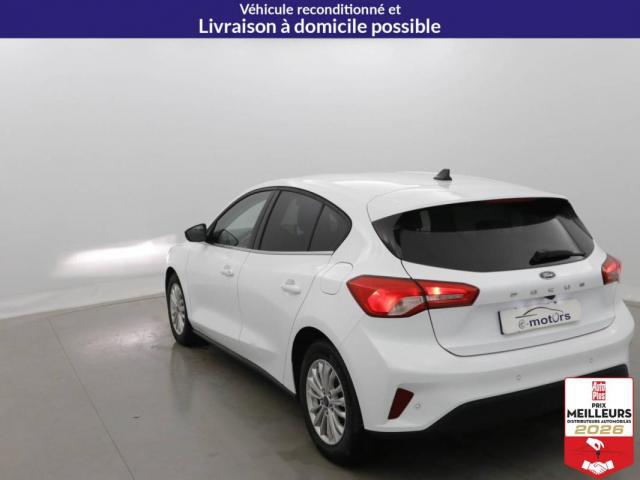 Ford Focus image 8
