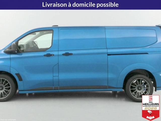 Ford Transit image 9