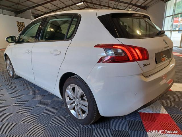 Peugeot 308 image 7