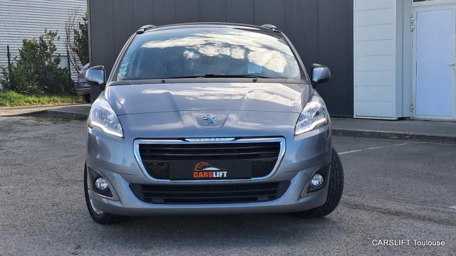 Peugeot 5008 image 6