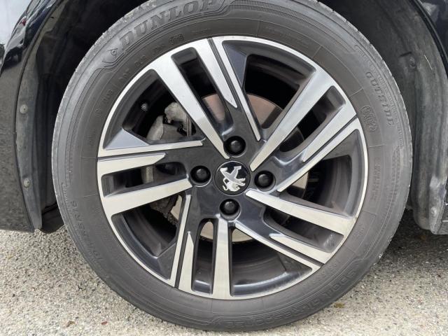 Peugeot 208 image 6