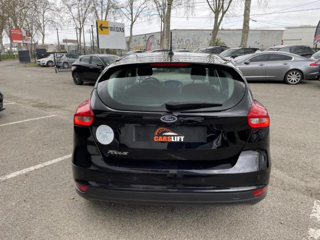 Ford Focus image 7