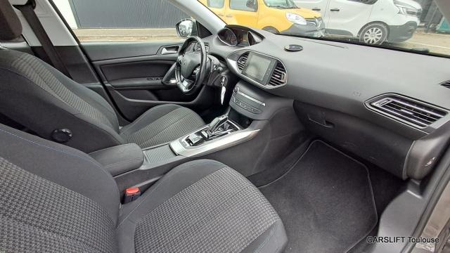 Peugeot 308 image 9