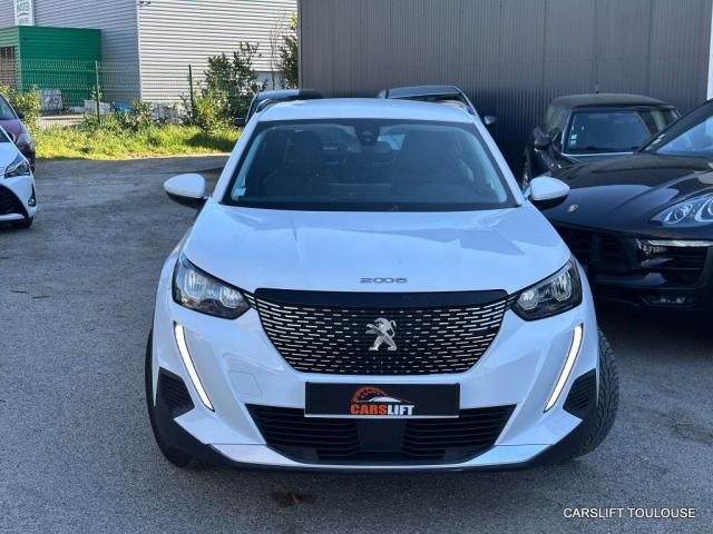 Peugeot 2008 image 3