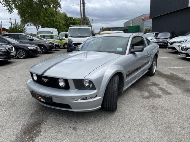 Ford Mustang image 7