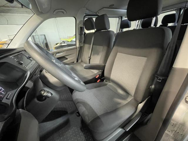 Volkswagen Transporter image 9
