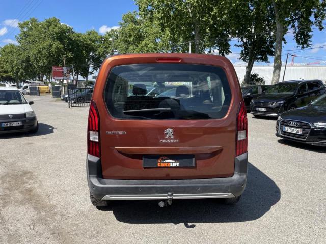 Peugeot Rifter image 1