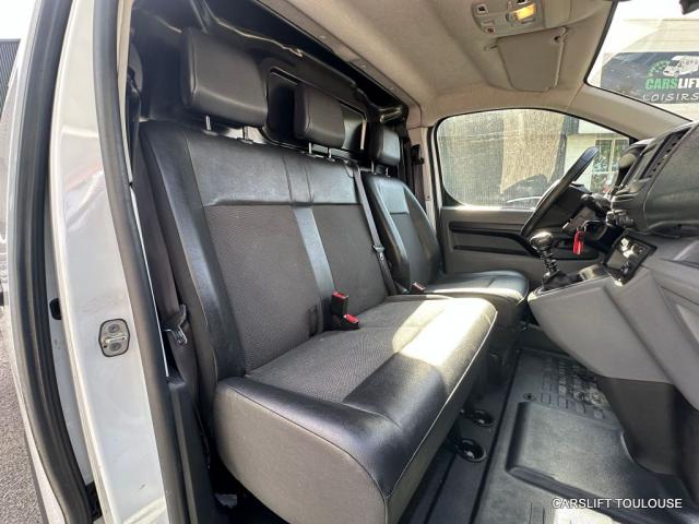 Citroen Jumpy image 2