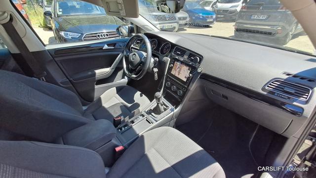Volkswagen Golf image 5