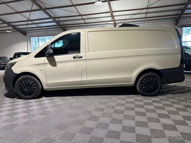 Mercedes Benz Vito image 6