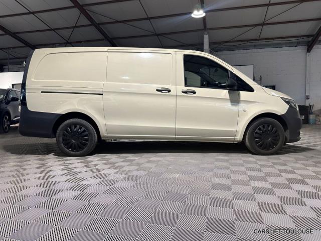 Mercedes Benz Vito image 4