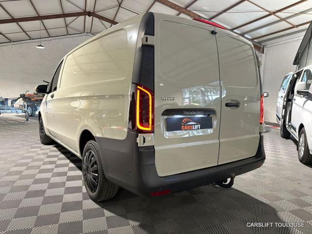Mercedes Benz Vito image 9