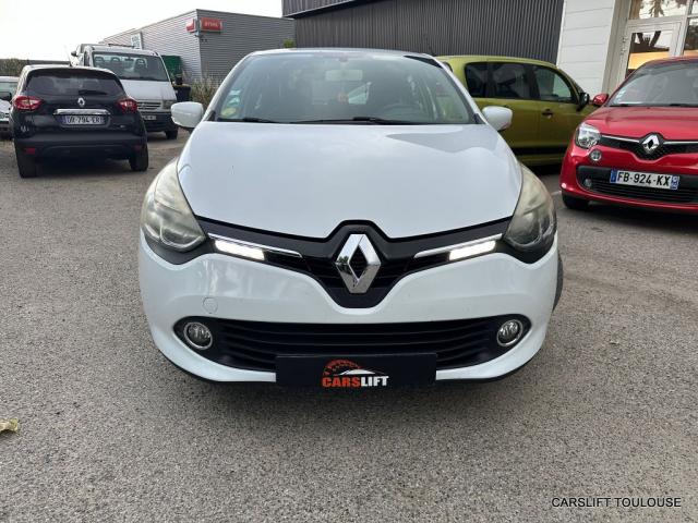 Renault Clio image 9