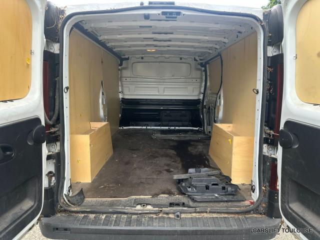 Renault Trafic image 8