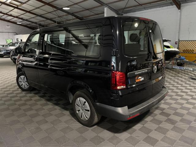 Volkswagen Transporter image 3