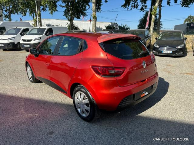 Renault Clio image 9