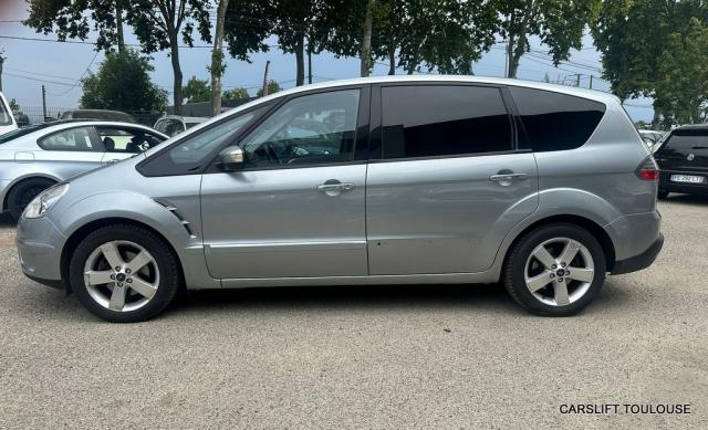 Ford S-Max image 3