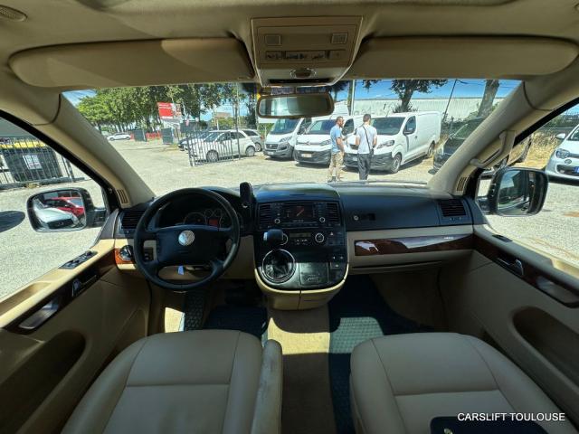 Volkswagen T5 Multivan image 1