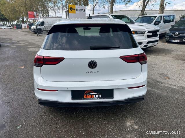 Volkswagen Golf image 6
