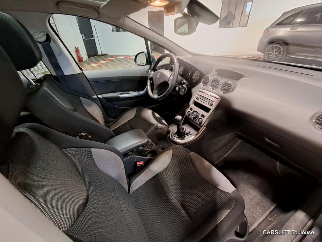 Peugeot 308 image 3