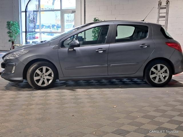Peugeot 308 image 5