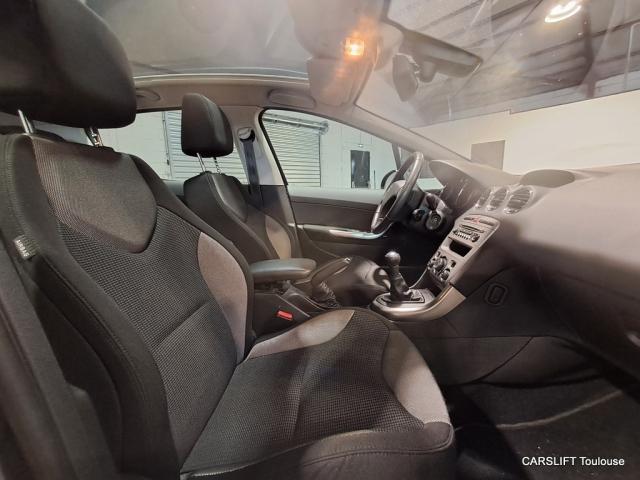 Peugeot 308 image 7