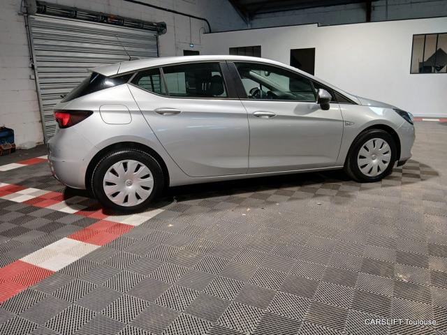 Opel Astra image 1